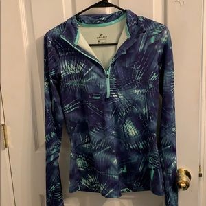 Nike dry fit pull over